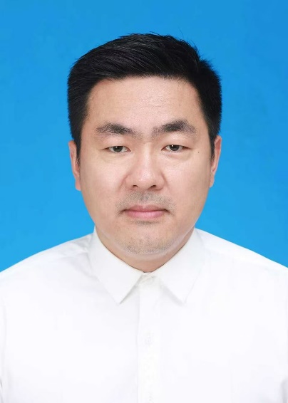 杨波